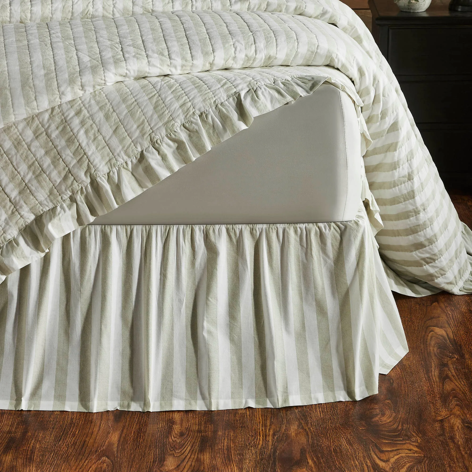 Finders Keepers Ruffled King Bed Skirt 78x80x16