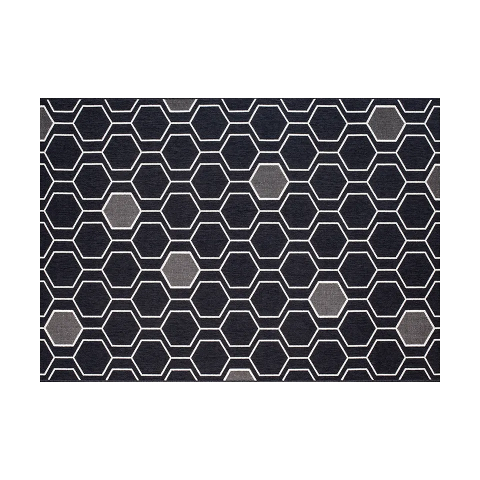 GEO BLACK 8' x 10' RUG