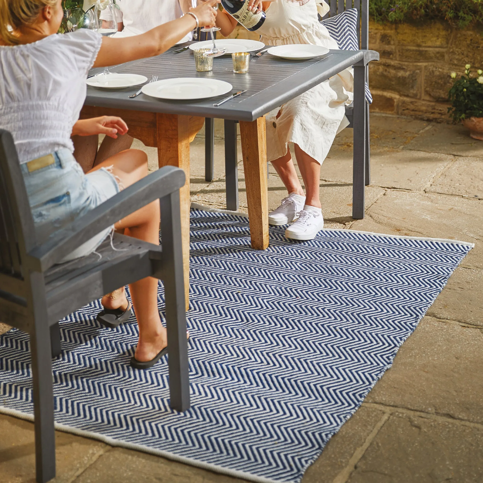 Herringbone Washable Rug Navy